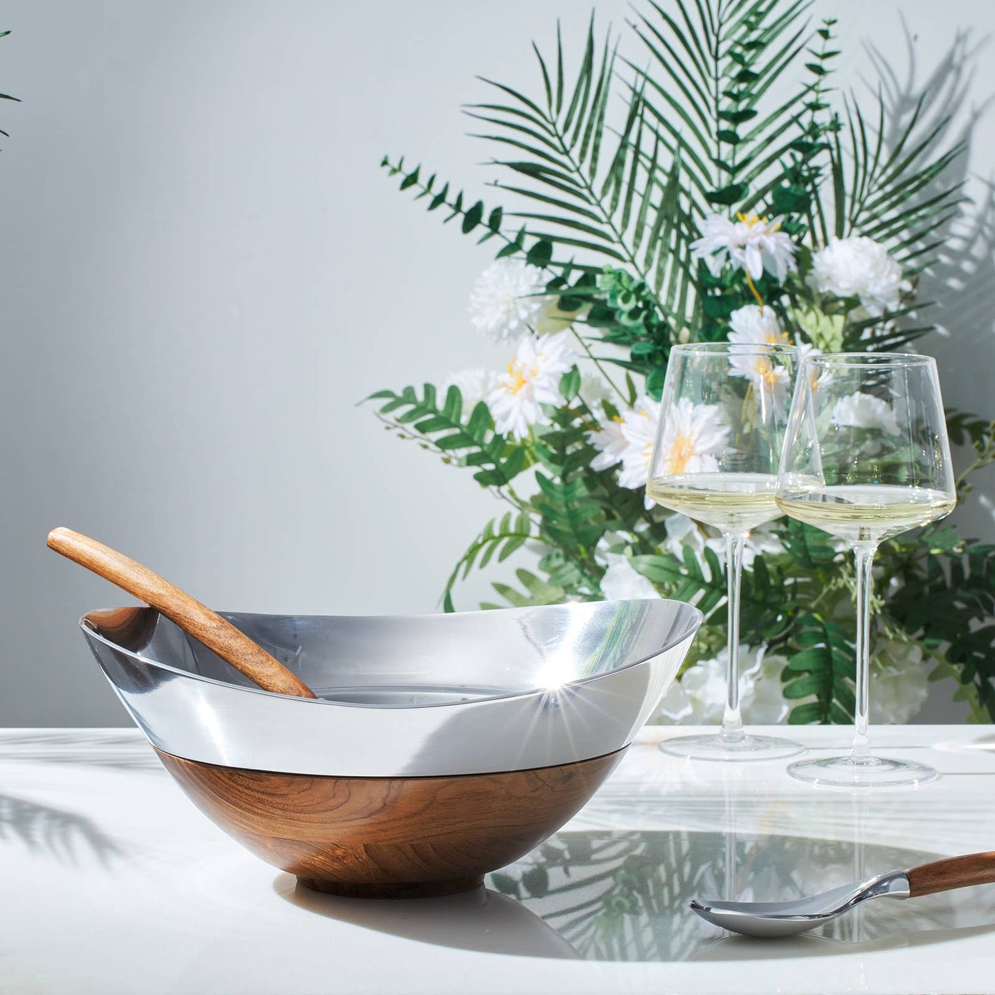 Decorative Acacia Wood & Silver Serving Bowl With Two Server