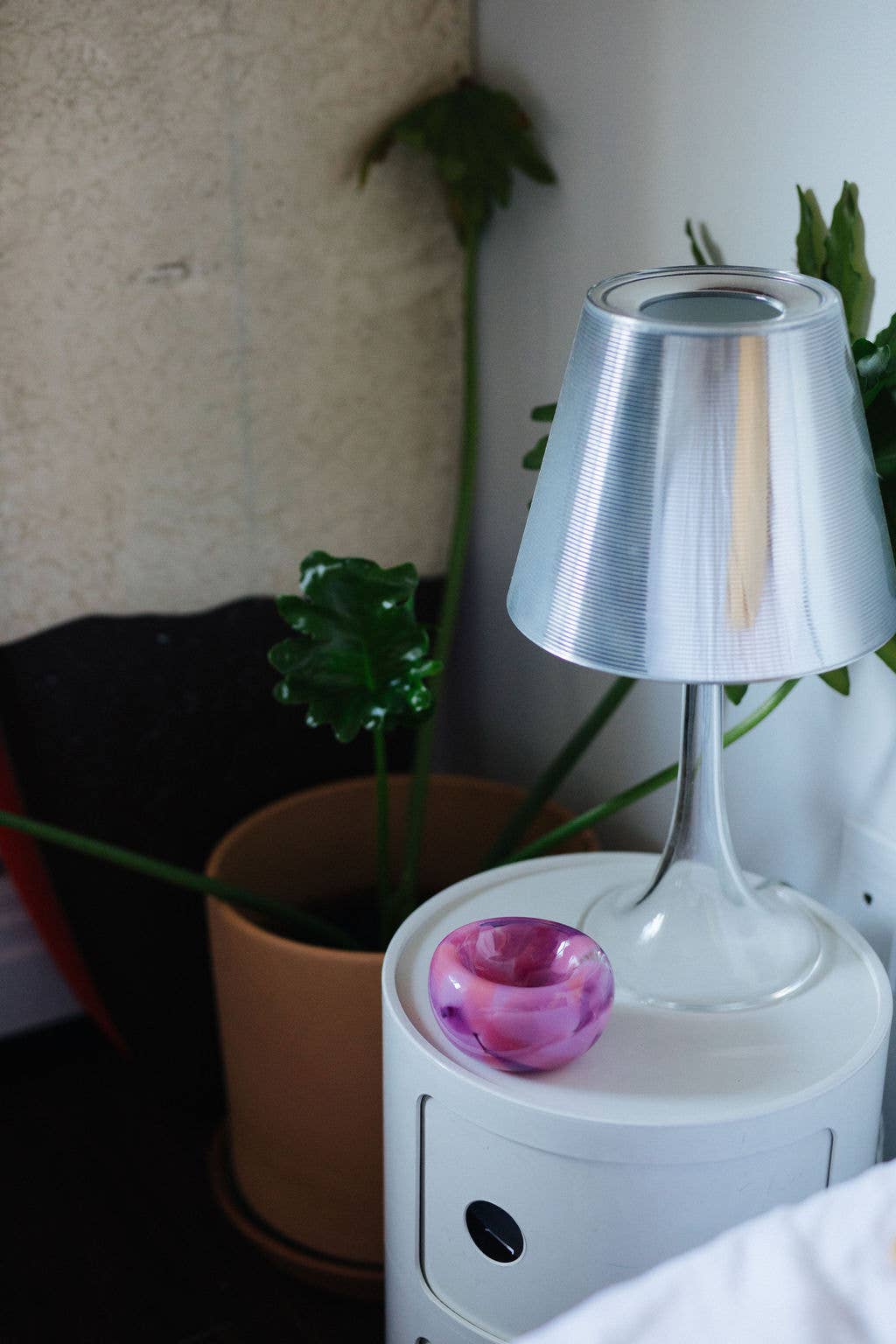 Glass Blown Pink Planet Nest Bowl