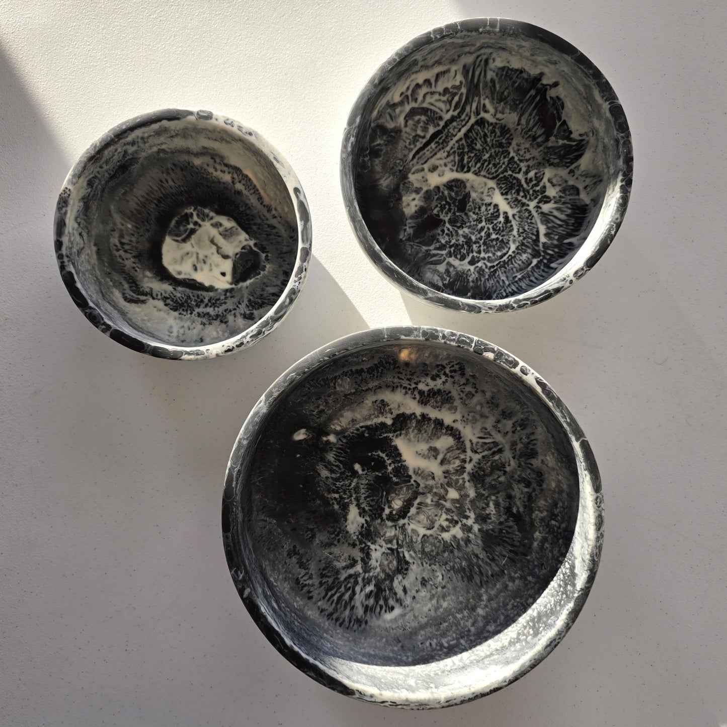 Serving Bowls - 3 bowls Matte Finish set - Hand-poured Resin
