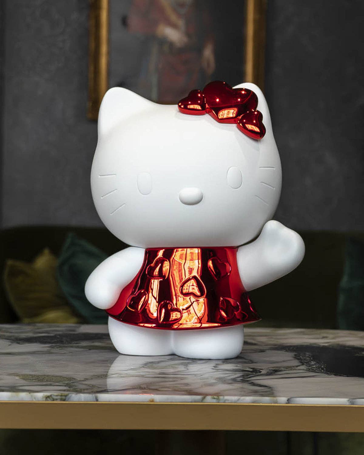 Hello Kitty Heart - LD Studio - White & Chrome Red - 10.5 in