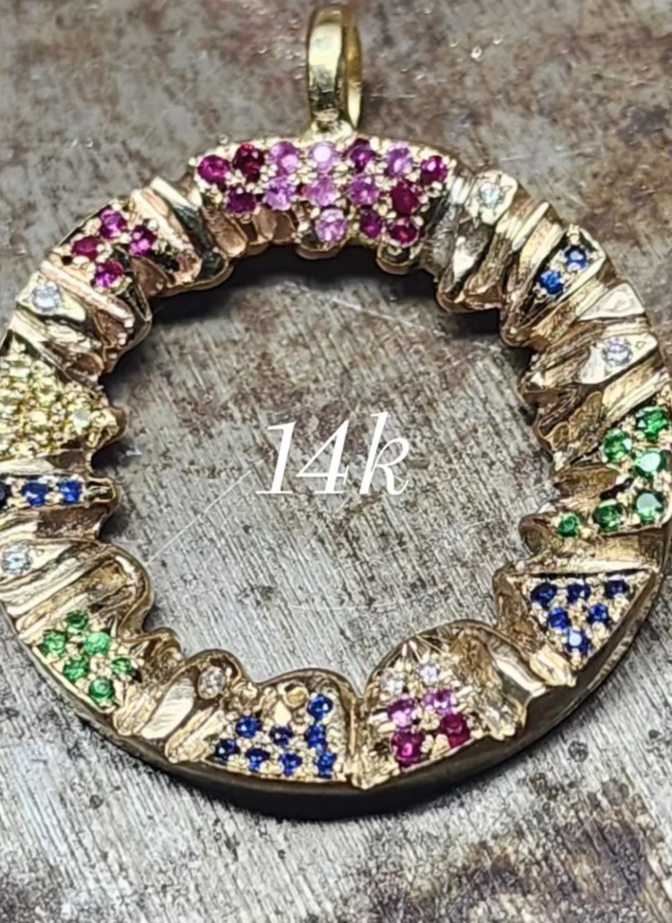 Oak Pendant 14k yellow gold