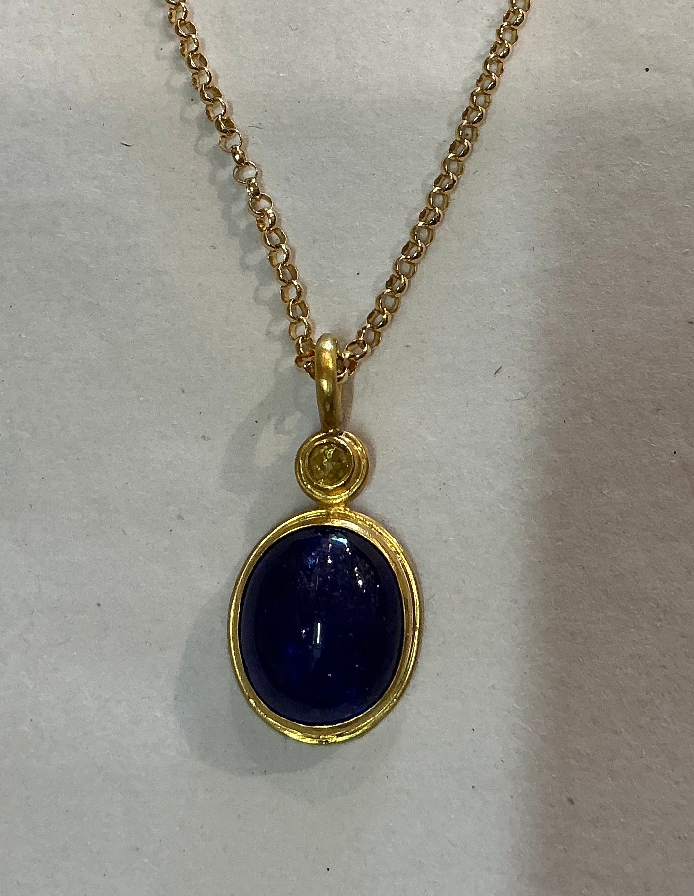 8K Cabochon Tanzanite necklace