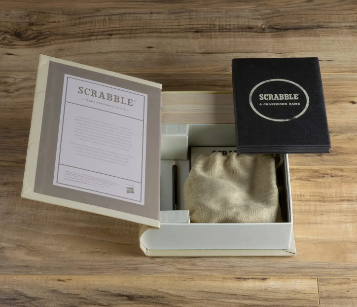 Scrabble Vintage Bookshelf Edition
