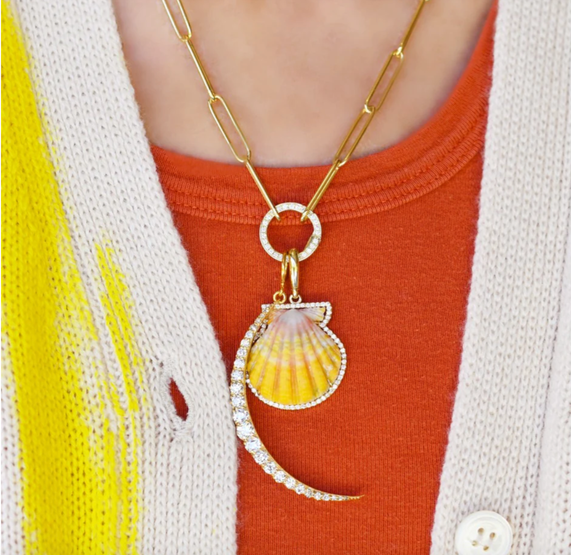 Shell In Diamond Frame Charm