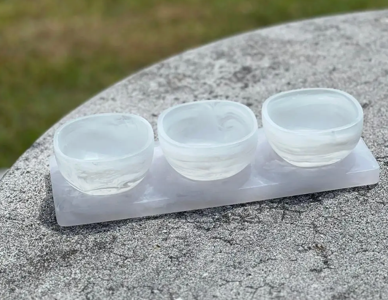 Resin Snow Drift Dip Bowls and Tray