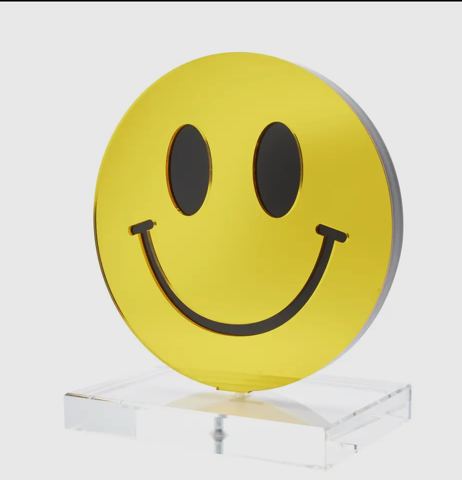 Stand Alone Smiley Face (Mirrored yellow)