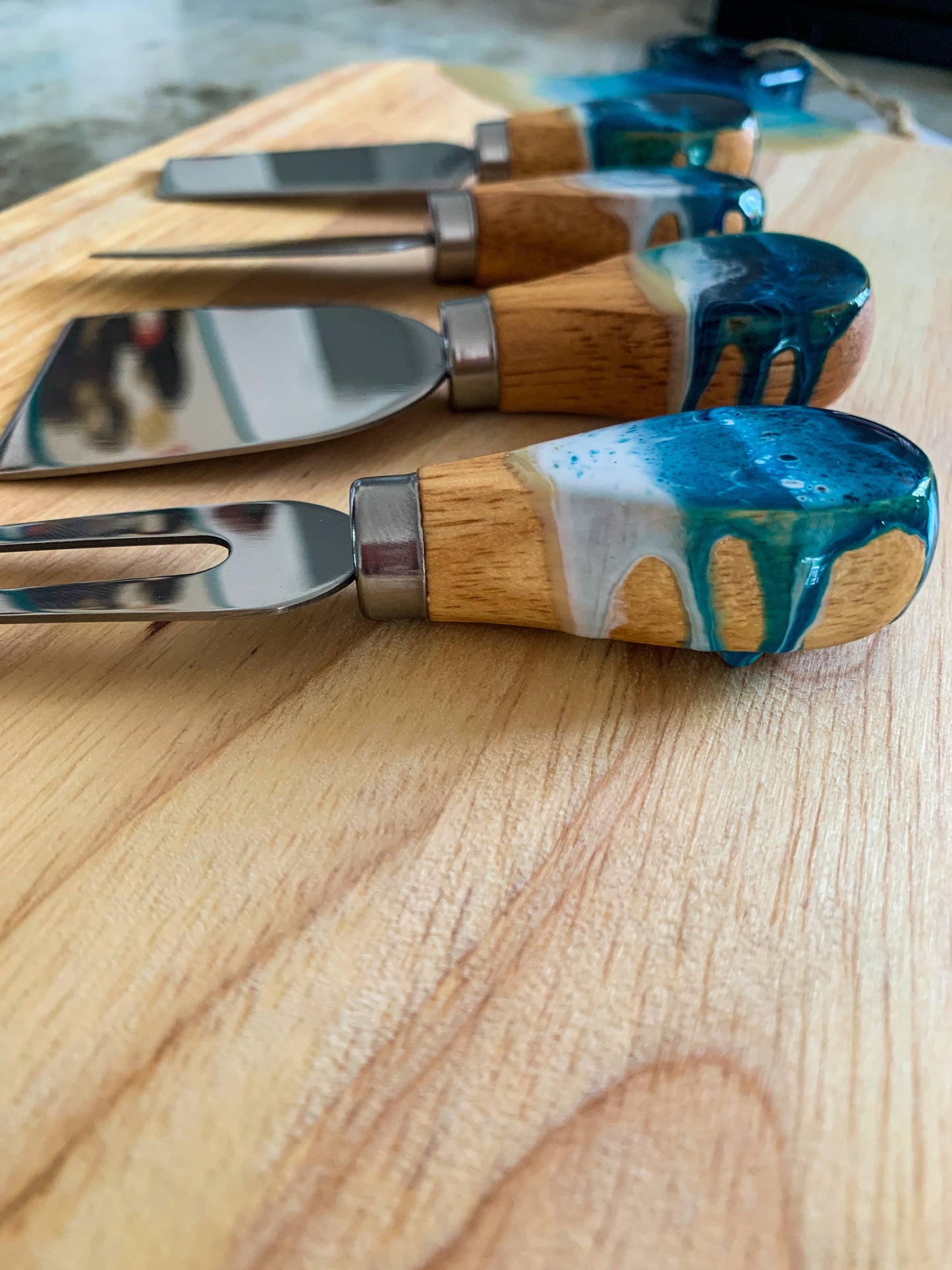 Cheese Utensil Set of 4 with black box organic resin poured