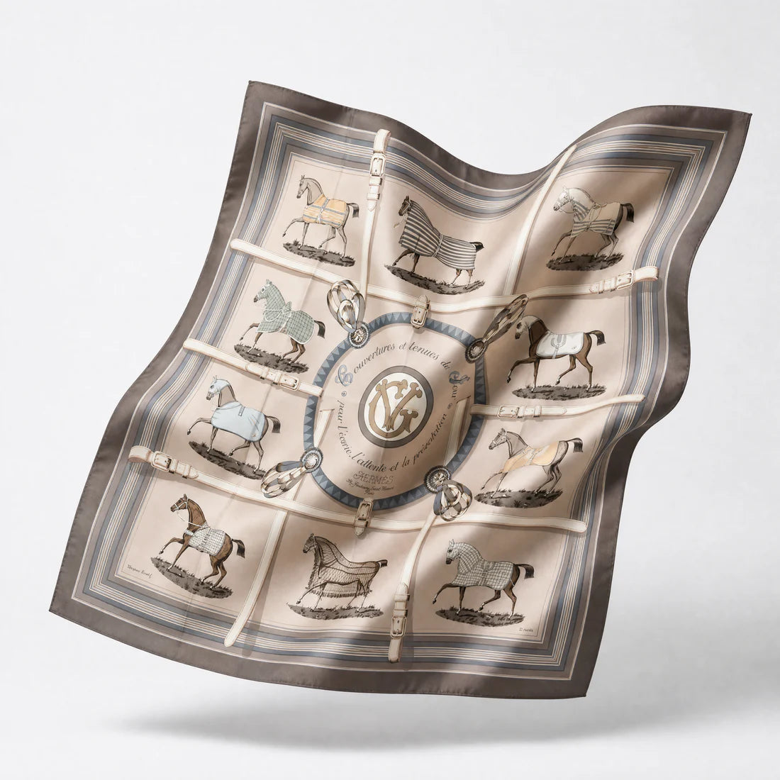 Couvertures et Tenues du Jour George V Vintage Silk Scarf Beauty Bag
