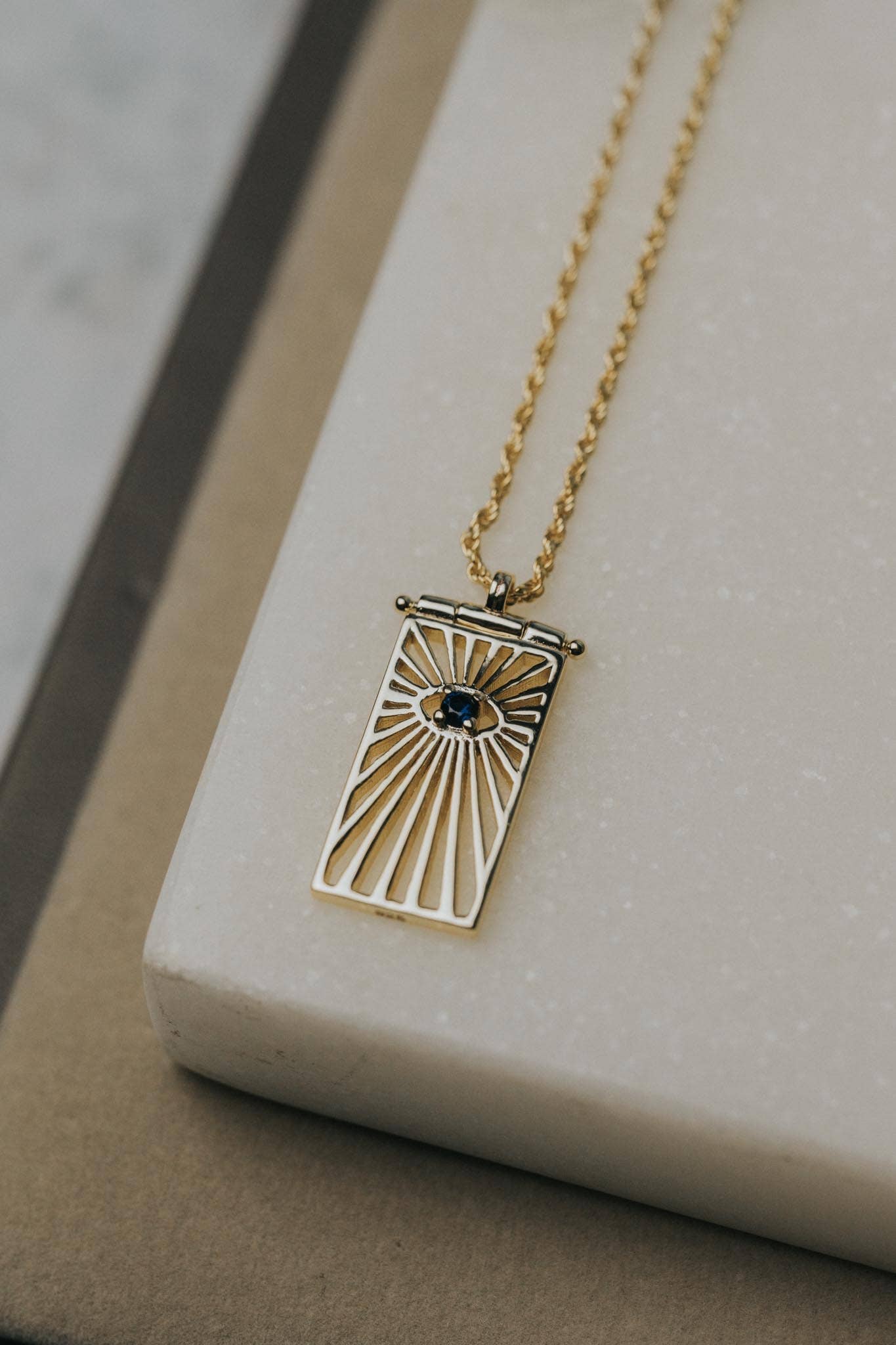Starmaker Sapphire Rectangle Eye Necklace