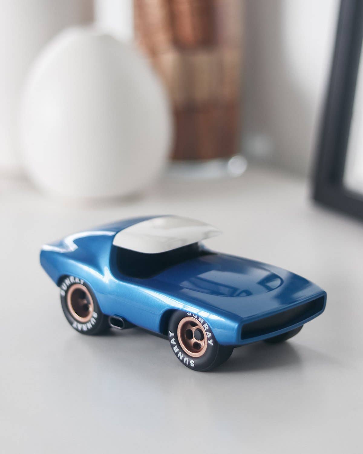 LEADBELLY Muscle Car