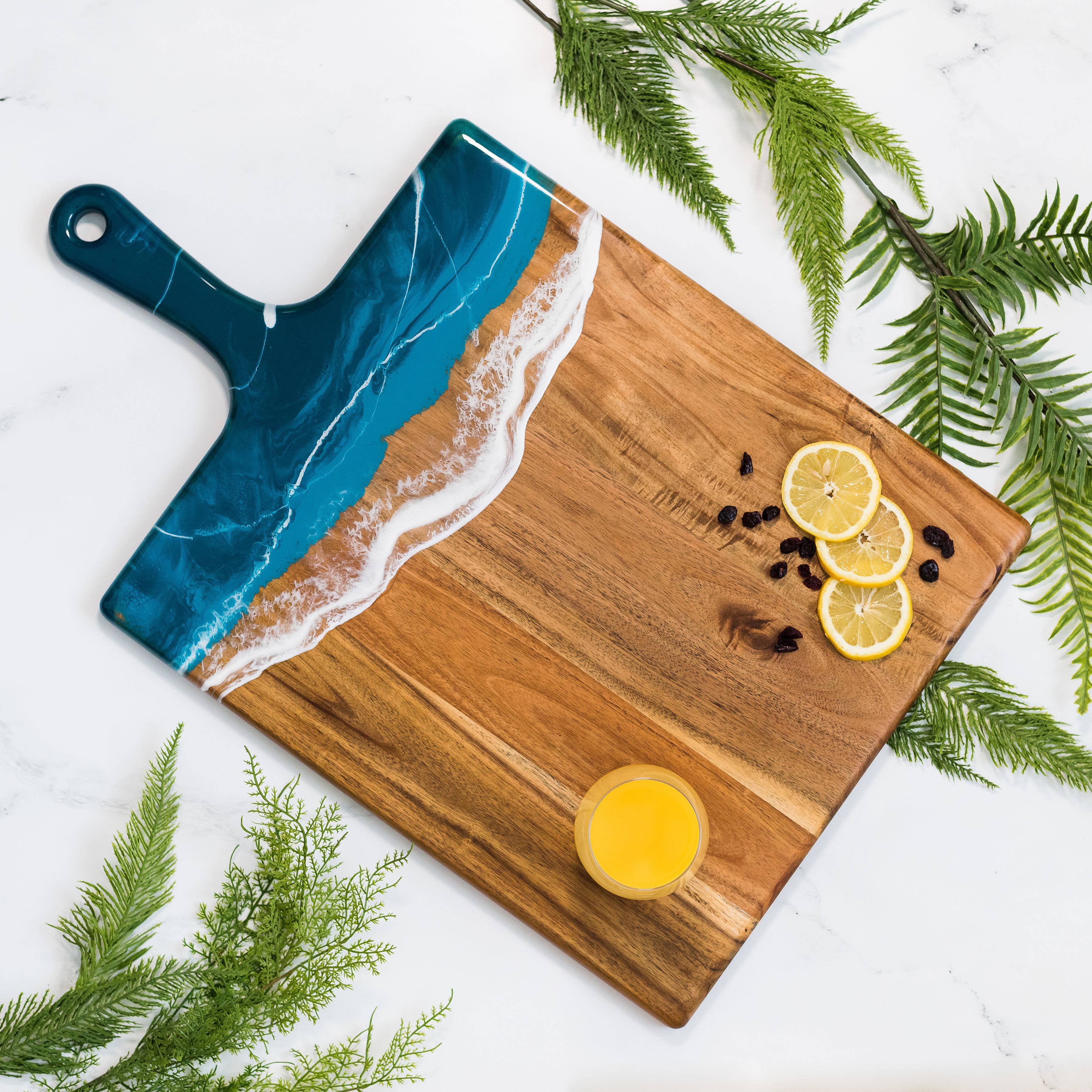 Resin Cheese Board / Charcuterie Board - Extra Large - Thumbnail 4