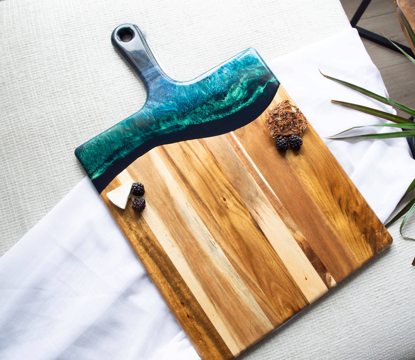 Resin Cheese Board / Charcuterie Board - Extra Large 15"x24"