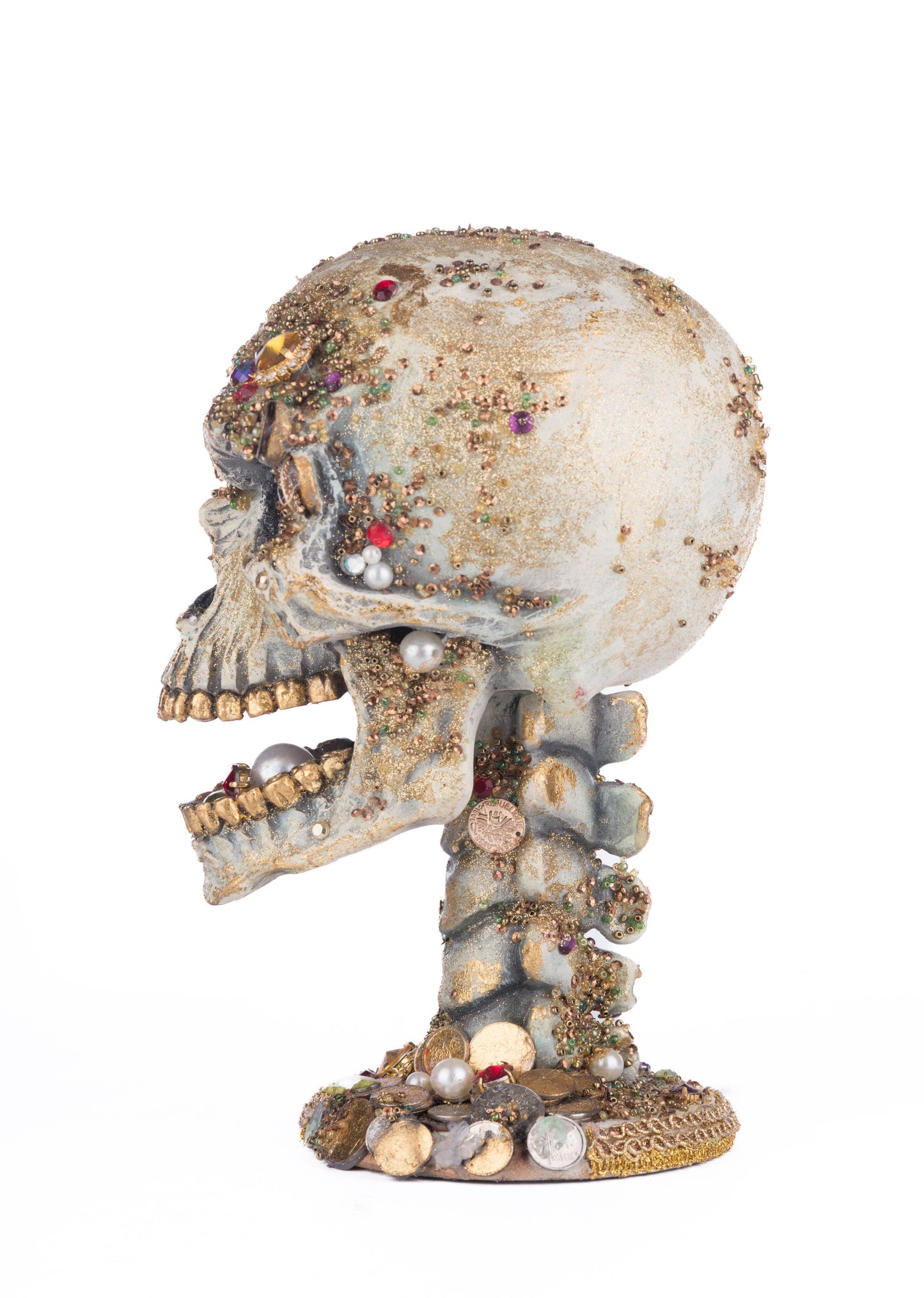Treacherous Treasure Tall Skull for your Tabletop