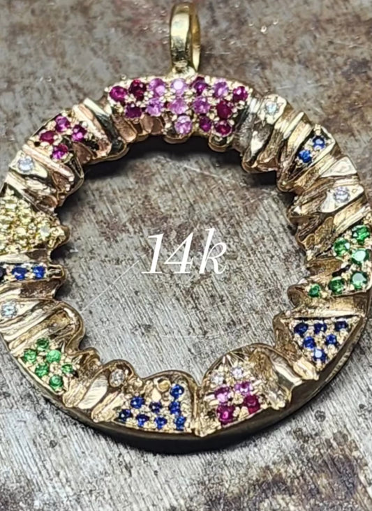 Oak Pendant 14k yellow gold