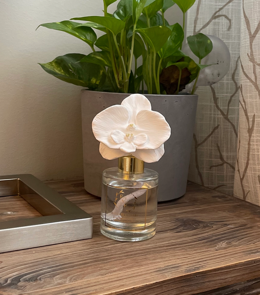 White Orchid Flower Diffuser Gift Set