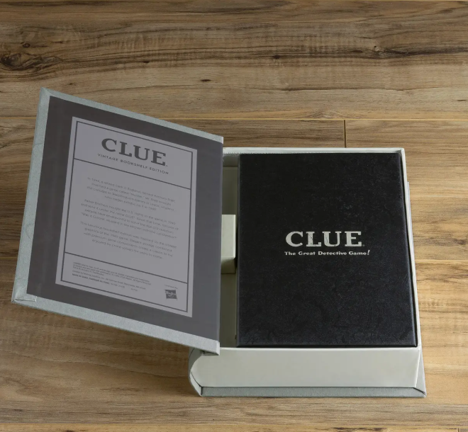 Clue Vintage Bookshelf Edition