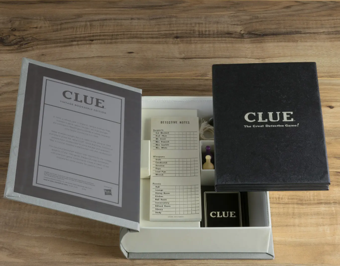 Clue Vintage Bookshelf Edition
