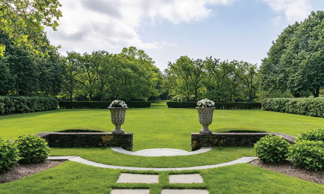 Gardens of the Hamptons by Blue Carreon