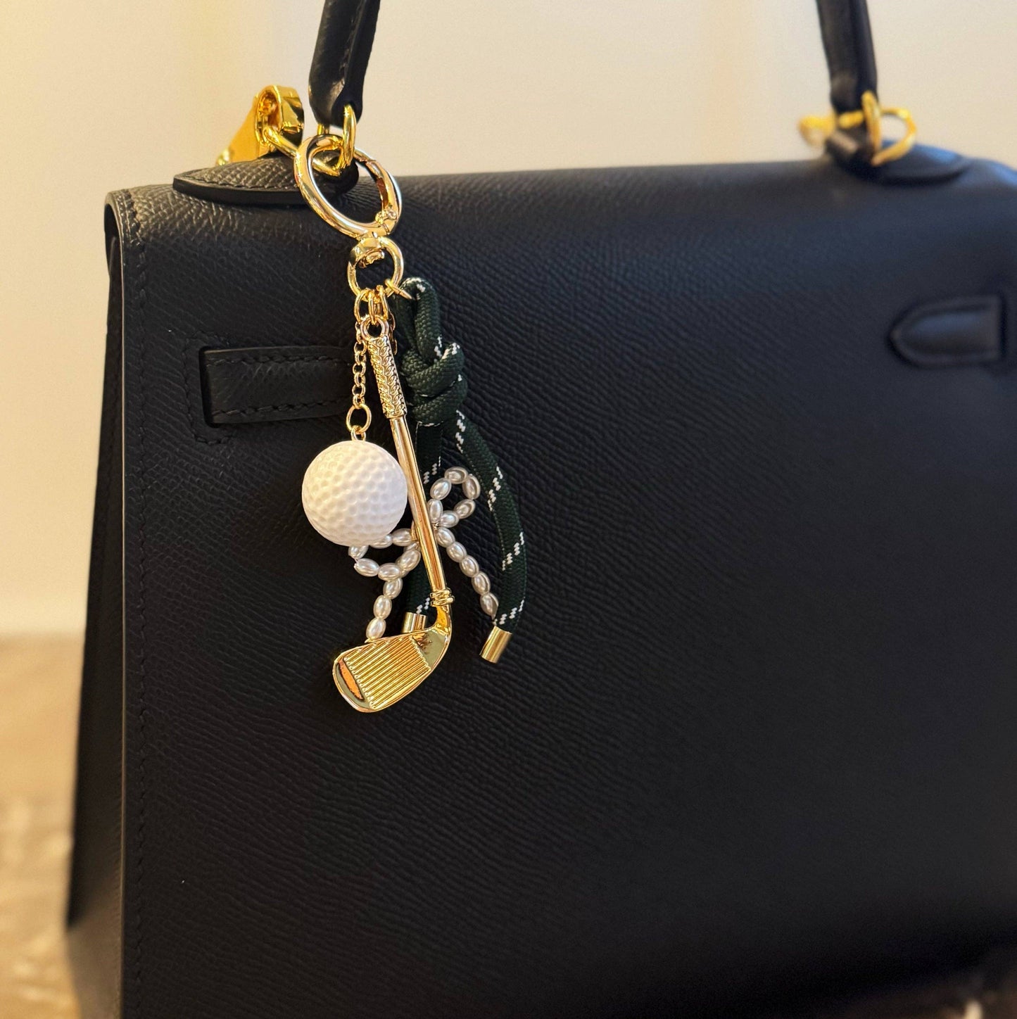 Par Tee Golf Bag Charm – Chic Gold & Forest Green Accent with Golf Club and Ball Charms