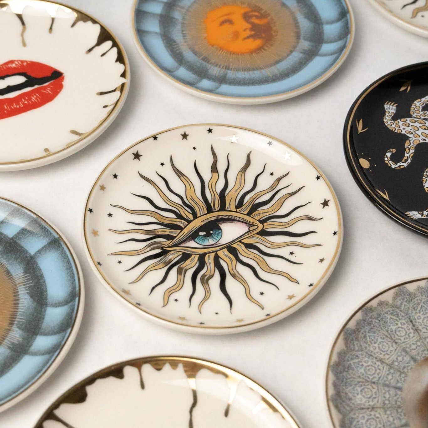 Pop Art Round Ceramic Dish