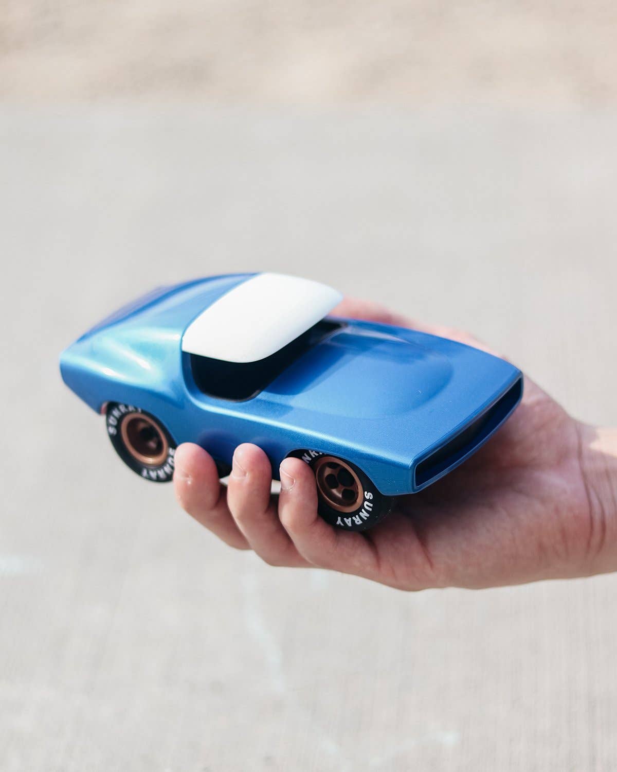 LEADBELLY Muscle Car