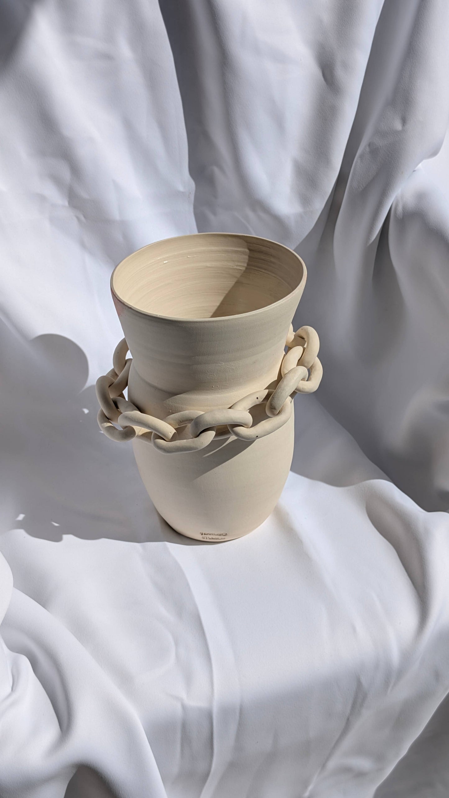 Handmade ceramic Vase | Chain vase | home decor | Decorative