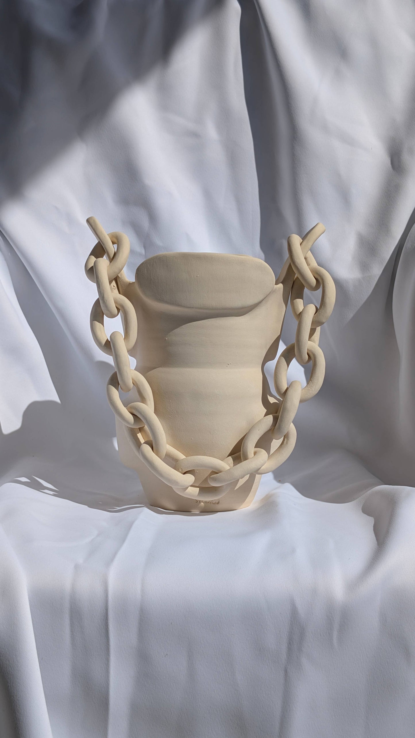 Handmade ceramic Vase | Chain vase | home decor | Decorative