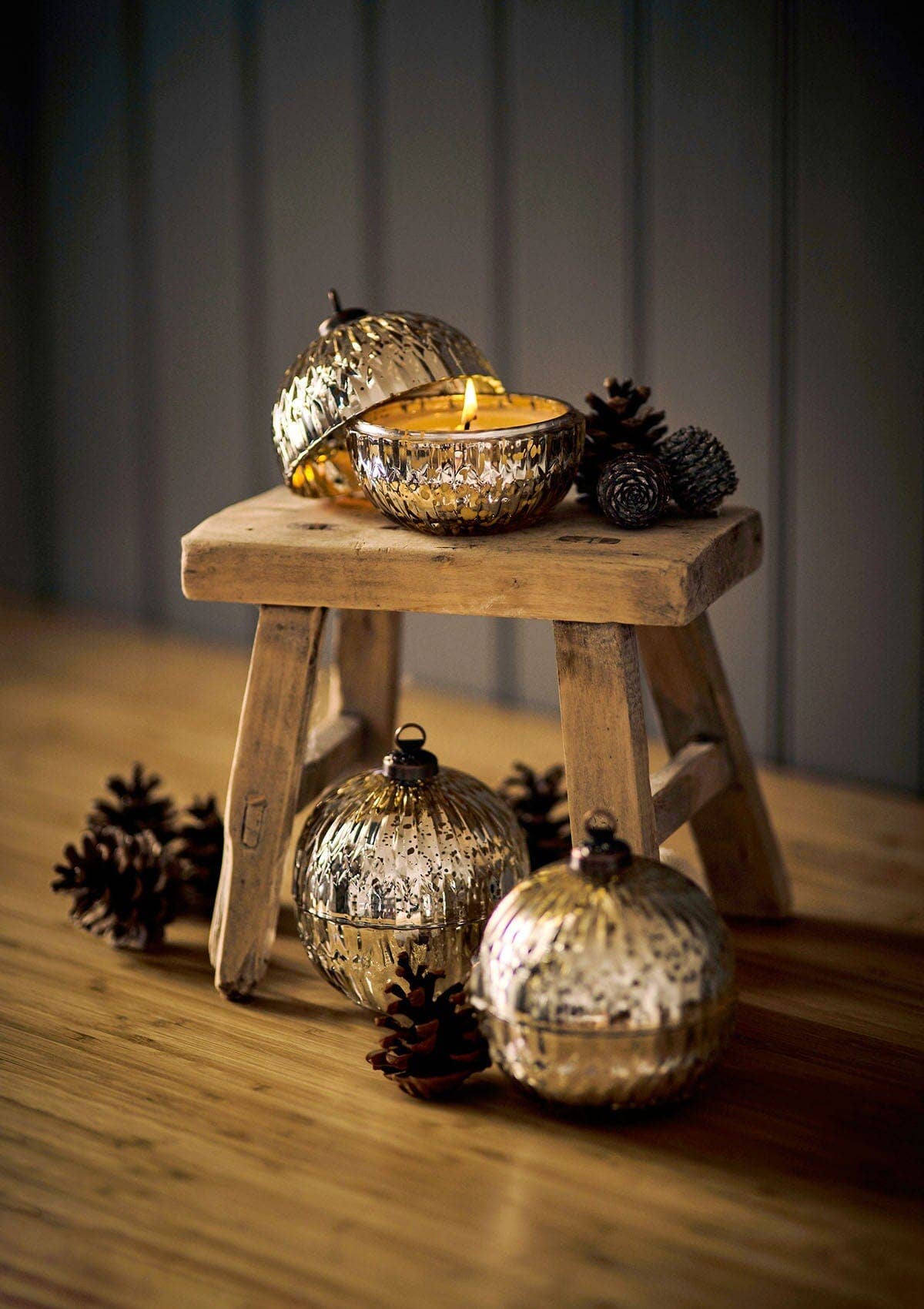 Winter Thyme Scented Ornament Candle 30 Hour Burn Time